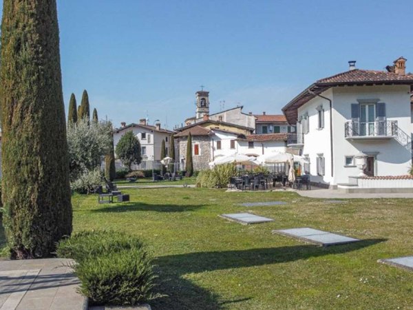 casa indipendente in vendita a Villa di Serio
