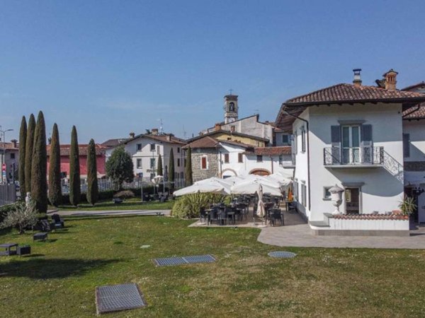 casa indipendente in vendita a Villa di Serio