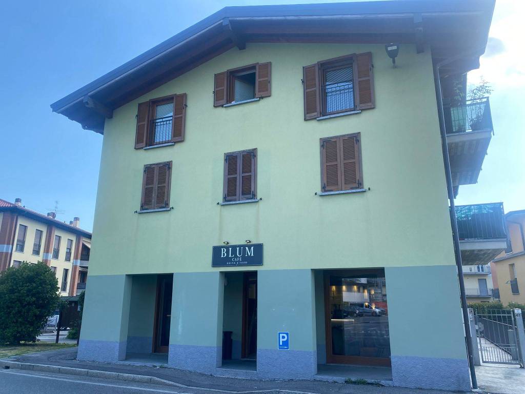 casa indipendente in vendita a Villa di Serio