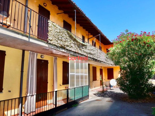 casa indipendente in vendita a Villa di Serio
