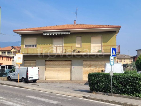 casa indipendente in vendita a Villa di Serio