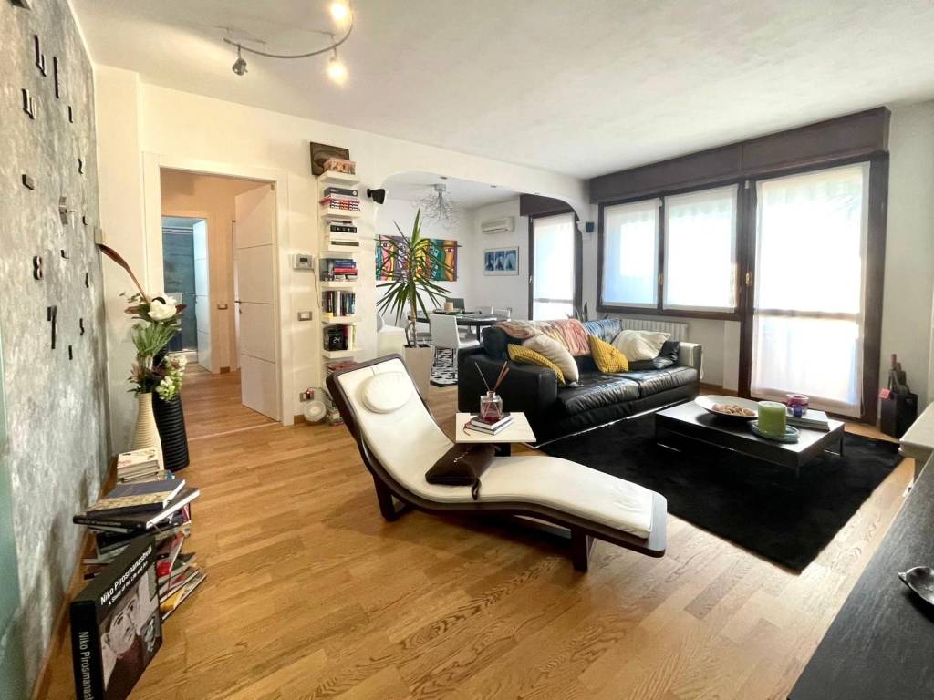 appartamento in vendita a Villa di Serio