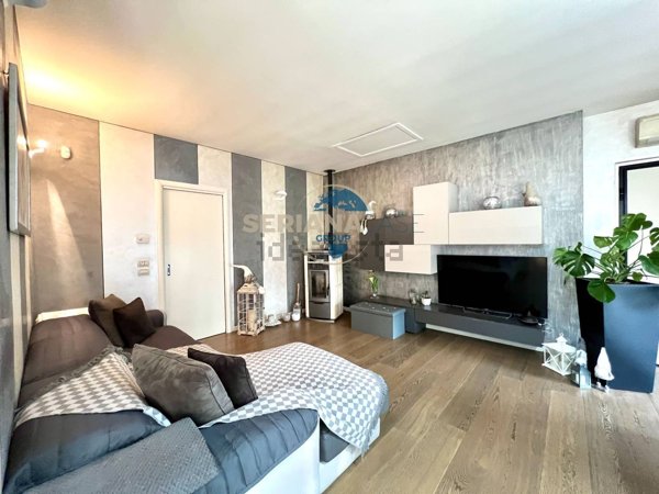 casa indipendente in vendita a Villa di Serio