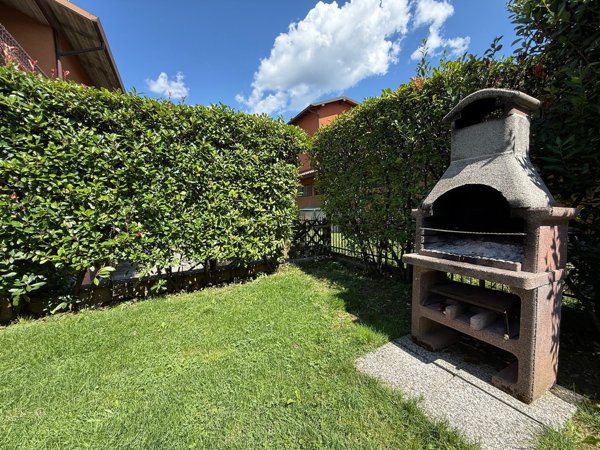 casa indipendente in vendita a Villa di Serio