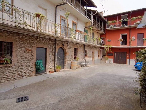 casa indipendente in vendita a Villa di Serio