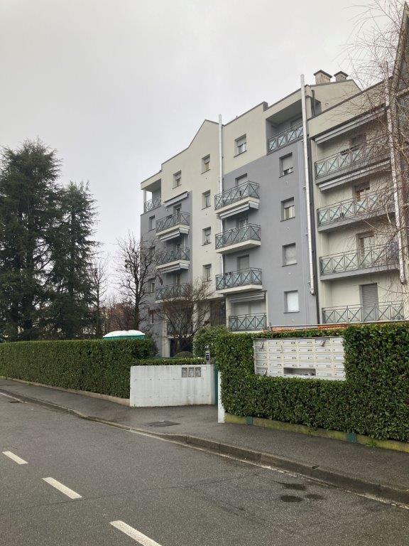 casa indipendente in vendita a Villa di Serio