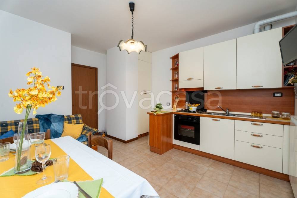 appartamento in vendita a Villa d'Ogna