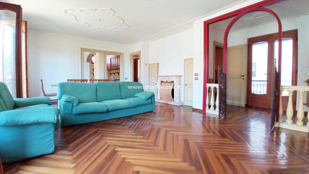 casa indipendente in vendita a Villa d'Ogna