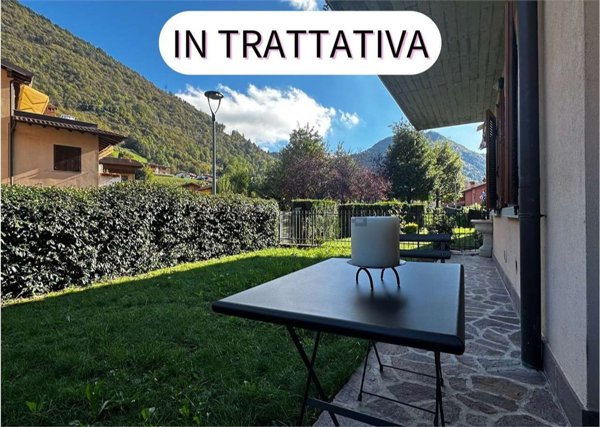 casa indipendente in vendita a Villa d'Ogna