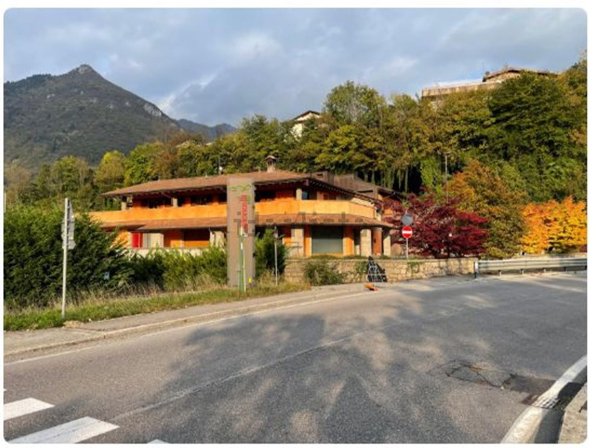 casa indipendente in vendita a Villa d'Ogna