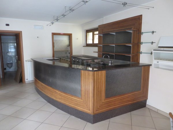 casa indipendente in vendita a Villa d'Ogna in zona Ogna
