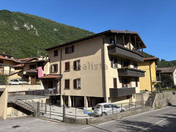 appartamento in vendita a Villa d'Ogna in zona Ogna