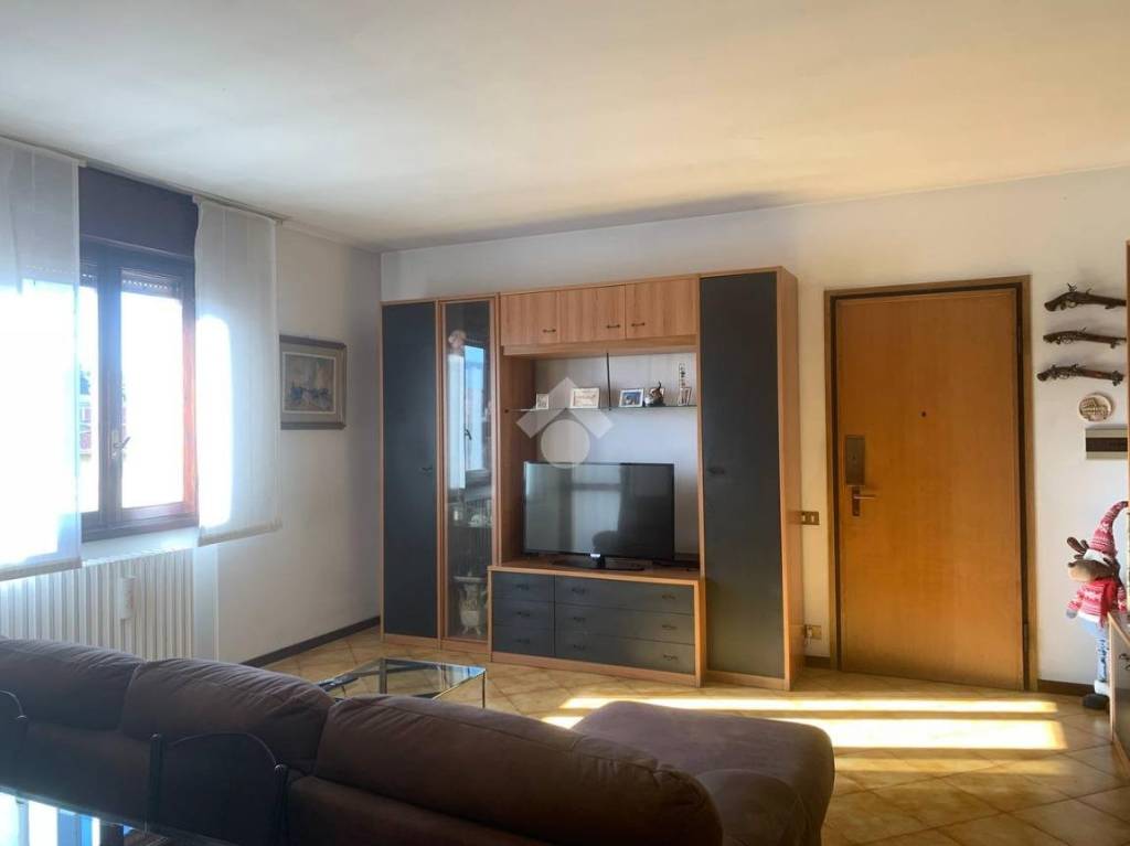 appartamento in vendita a Villongo