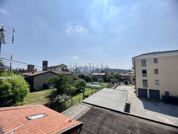 appartamento in vendita a Villongo