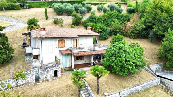 casa indipendente in vendita a Villongo