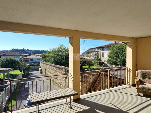 casa indipendente in vendita a Villongo