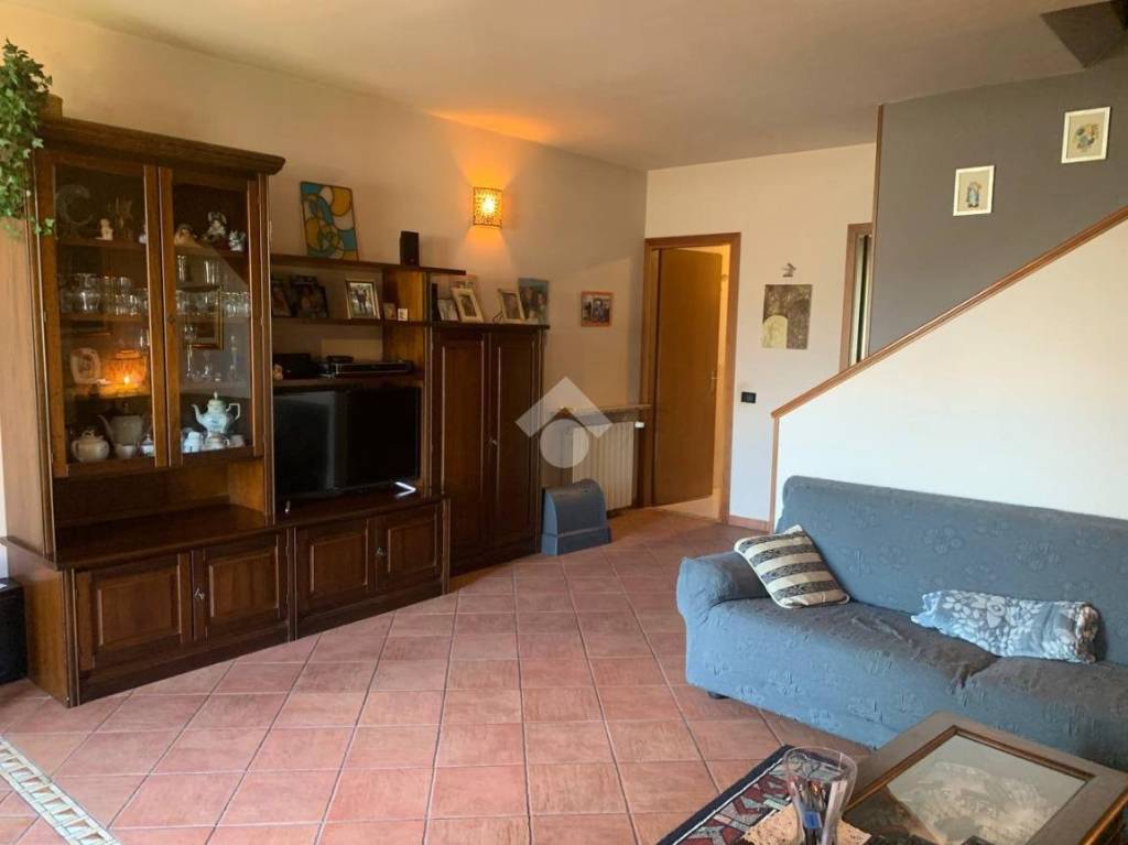 appartamento in vendita a Villongo