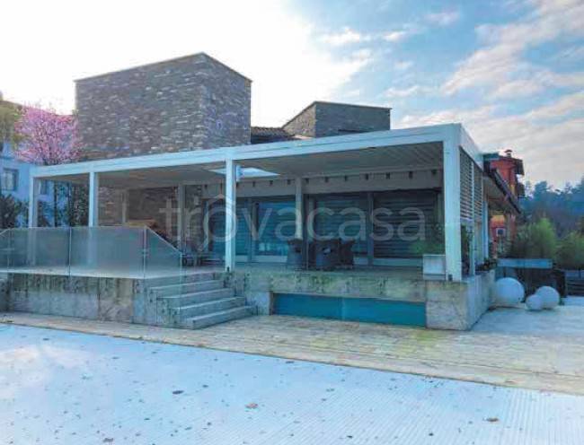 casa indipendente in vendita a Villongo