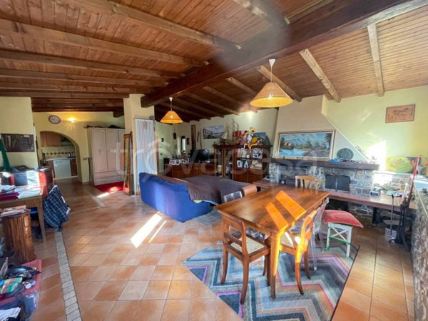 casa indipendente in vendita a Villongo