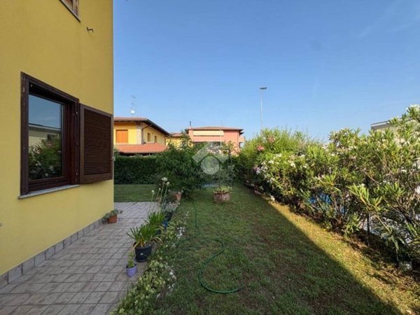 appartamento in vendita a Villongo