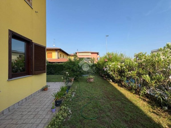 appartamento in vendita a Villongo