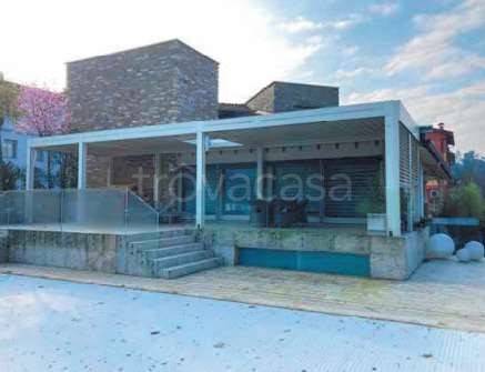 casa indipendente in vendita a Villongo