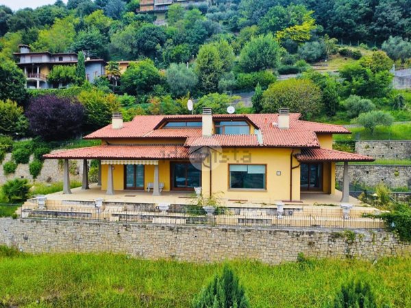 casa indipendente in vendita a Villongo
