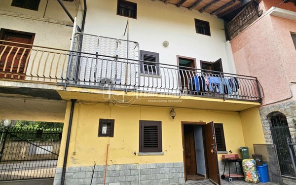 casa indipendente in vendita a Villongo