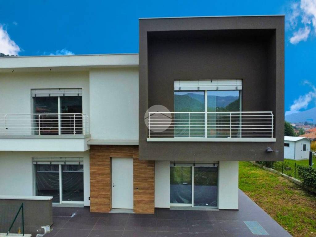 casa indipendente in vendita a Villongo