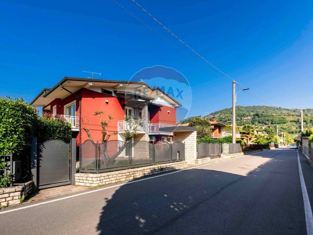 casa indipendente in vendita a Villongo