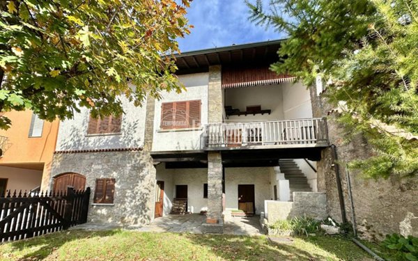 casa indipendente in vendita a Villongo