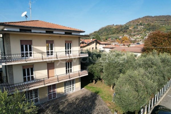 casa indipendente in vendita a Villongo