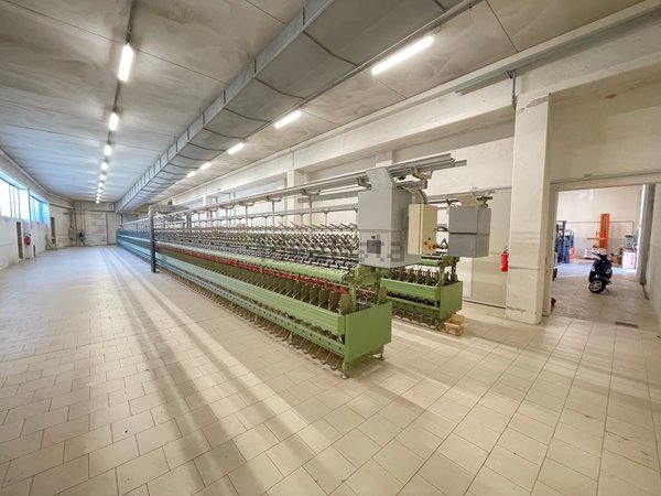 capannone in vendita a Villongo