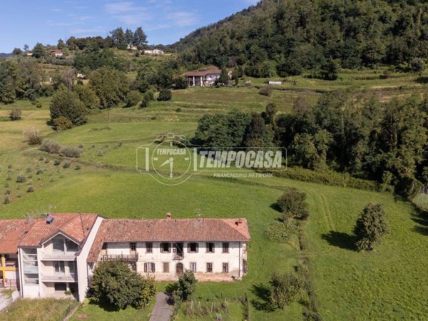 casa indipendente in vendita a Villongo