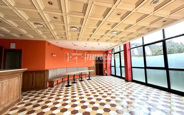 negozio in vendita a Villongo