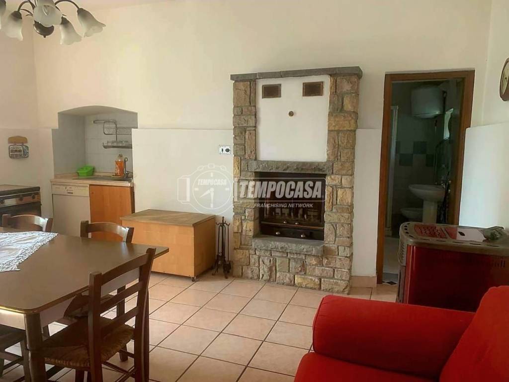 casa indipendente in vendita a Villongo