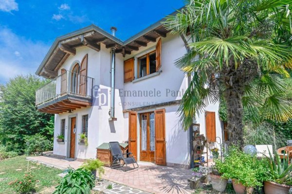 casa indipendente in vendita a Villongo