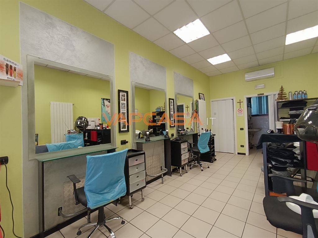 locale commerciale in vendita a Villongo