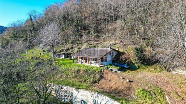 casa indipendente in vendita a Villongo