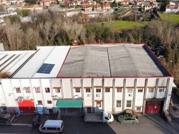 locale commerciale in vendita a Villongo