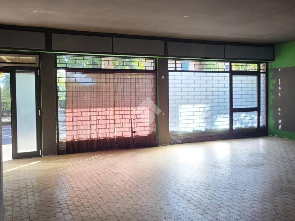 negozio in vendita a Villongo