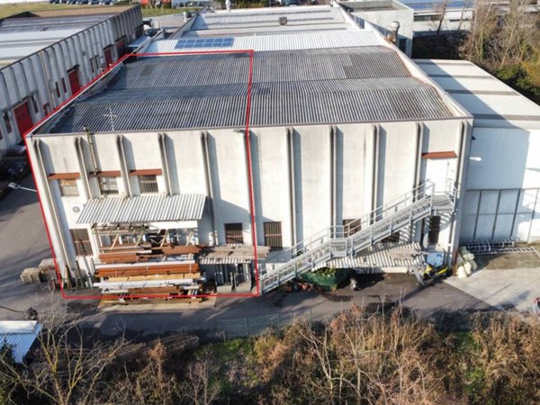 locale commerciale in vendita a Villongo