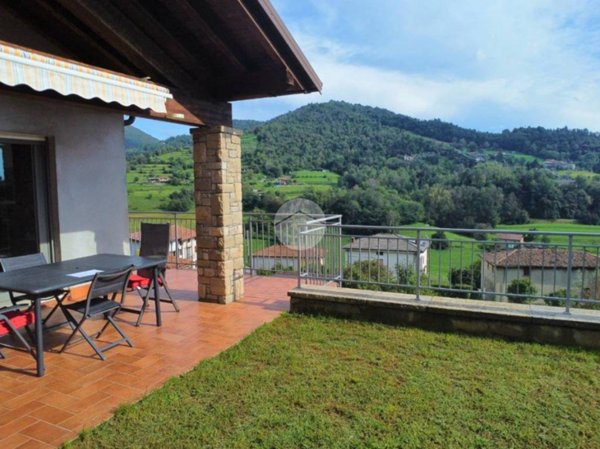 casa indipendente in vendita a Villongo
