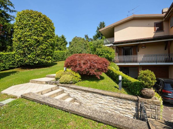 casa indipendente in vendita a Villongo