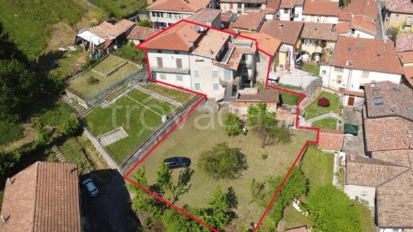 casa indipendente in vendita a Villongo