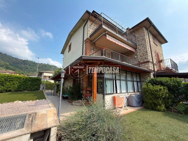 casa indipendente in vendita a Villongo in zona San Filastro