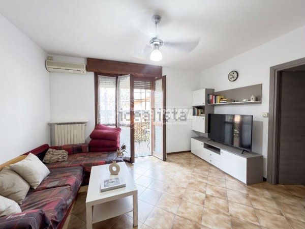 appartamento in vendita a Villongo in zona Sant'Alessandro
