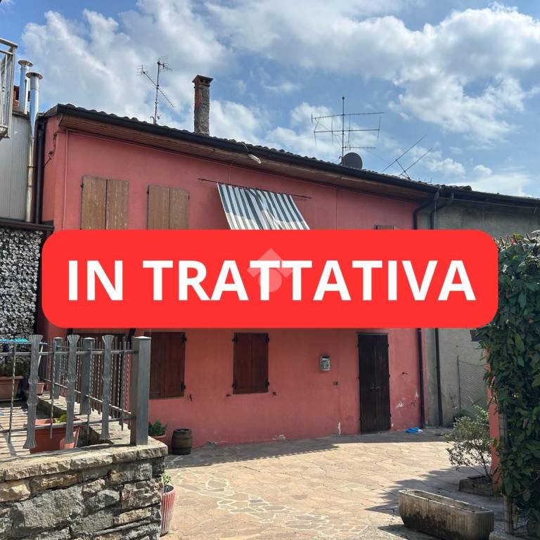 appartamento in vendita a Villongo in zona San Filastro