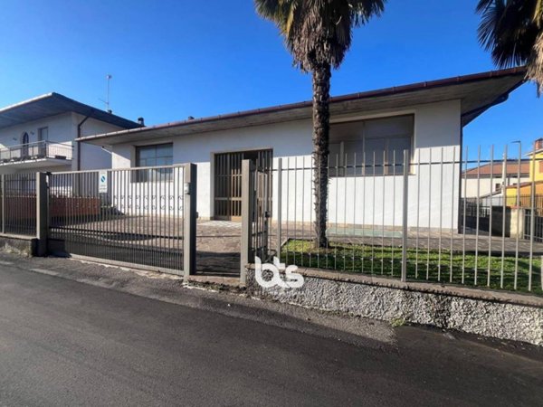 appartamento in vendita a Villongo in zona Sant'Alessandro