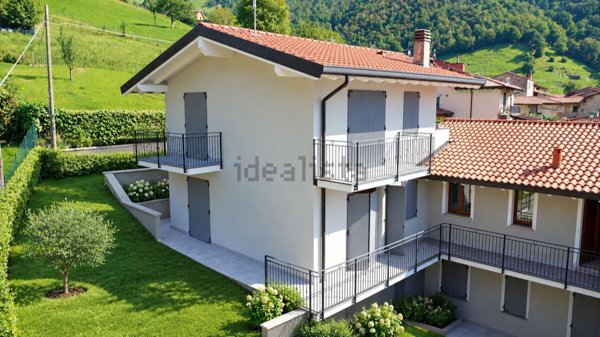 appartamento in vendita a Villongo in zona Sant'Alessandro
